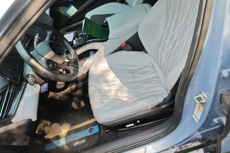 Used BYD Seal 2022 550 km Standard Range Rear-Wheel Drive Prestige Version