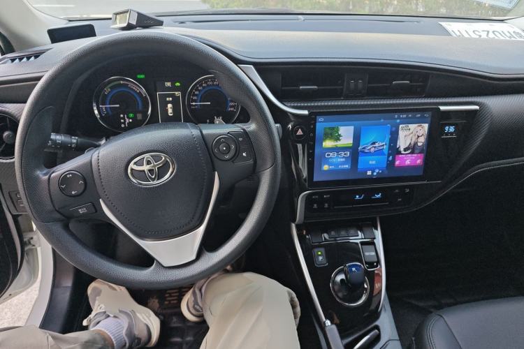 Used Toyota Levin 2017 Revised Dual-Engine 1.8H GS E-CVT Elite Sunroof Version China V Standard
