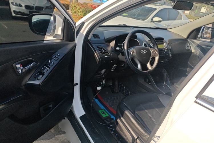 Used Hyundai ix35 2015 2.0L Automatic 2WD Smart Version China V Standard
