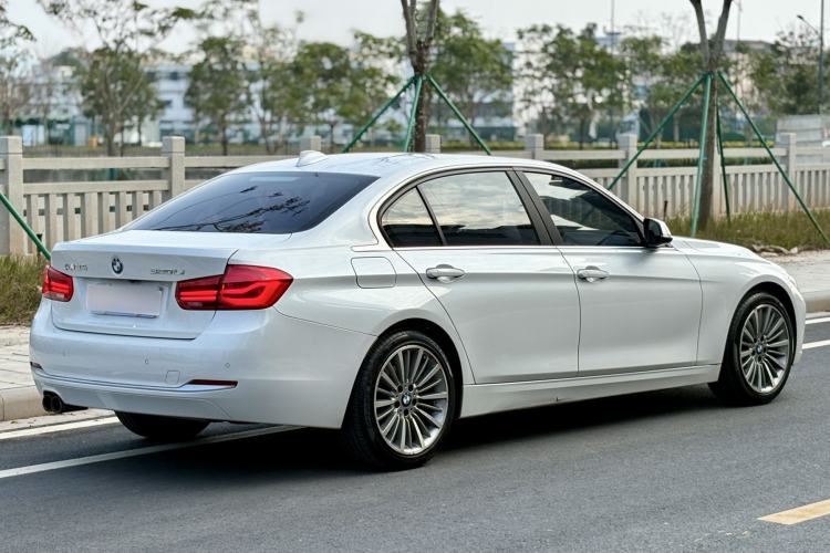 TDK.VehicleDetails.img