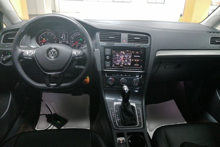 Used Volkswagen Golf 2019 200TSI DSG Comfort & Ambition Edition China VI Standard
