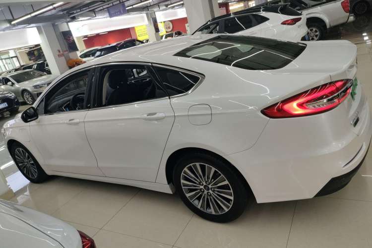 Used Ford Mondeo New Energy 2018 2.0 PHEV Smart-Controlled Fashion Edition China VI Standard