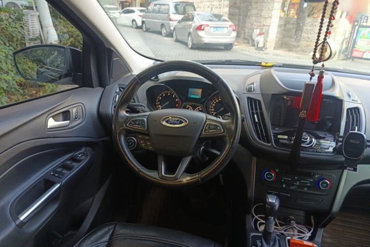 Used Ford Kuga 2017 EcoBoost 180 Two-Wheel-Drive Platinum Edition