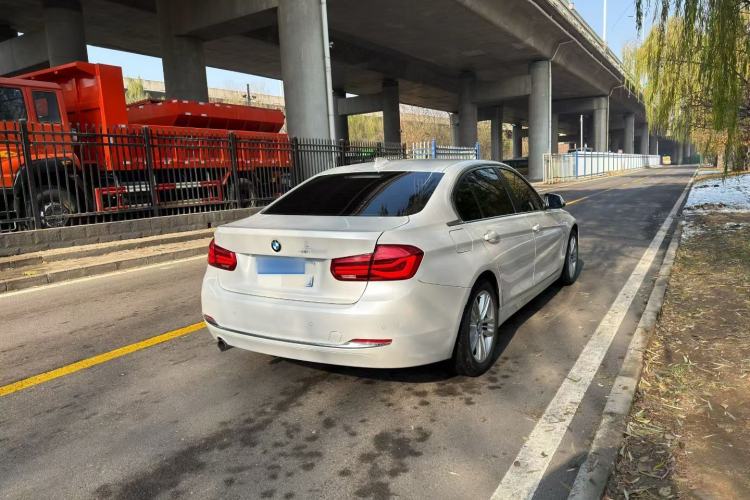 Used BMW 3 Series 2016 320Li Ambition Model
