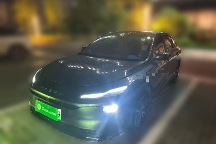 Used Roewe D6 2025 450km Deluxe Edition
