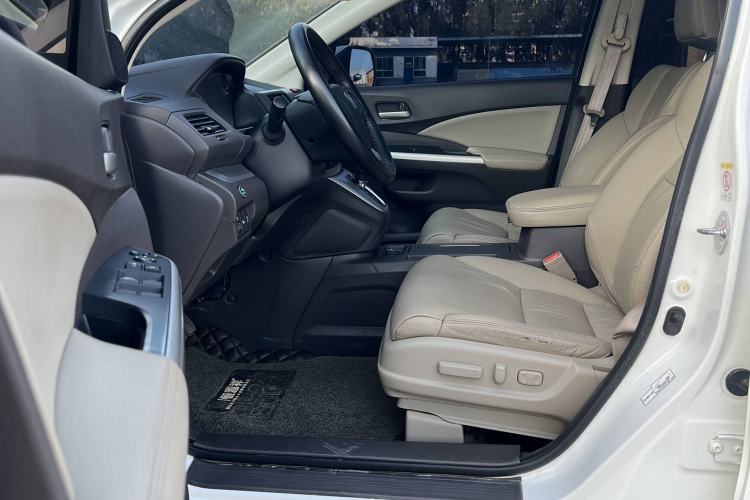 Used Honda CR-V 2013 2.4L Two-Wheel-Drive Luxury Edition