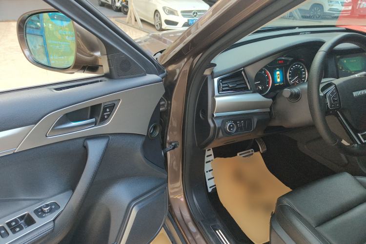 Used Haval H7 2017 Blue-Label H7L 2.0T Automatic Luxury Model
