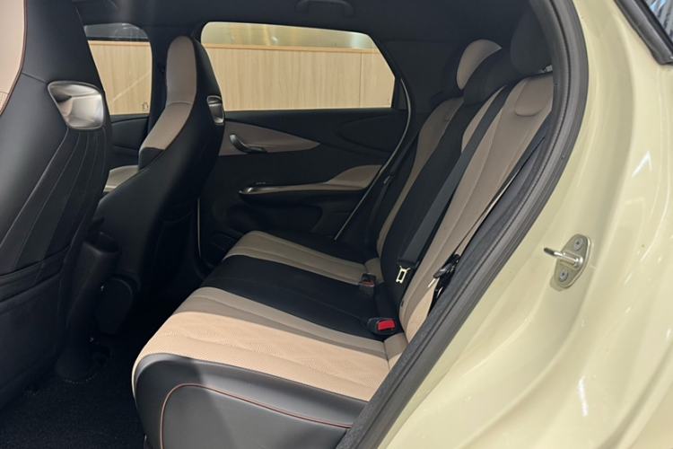 Used BYD Dolphin 2023 420 km Free Version
