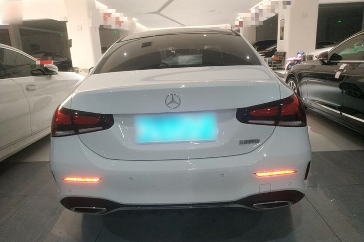 Used Mercedes-Benz A-Class 2022 Revised Version A 200 L Sport Sedan Fashionable Style