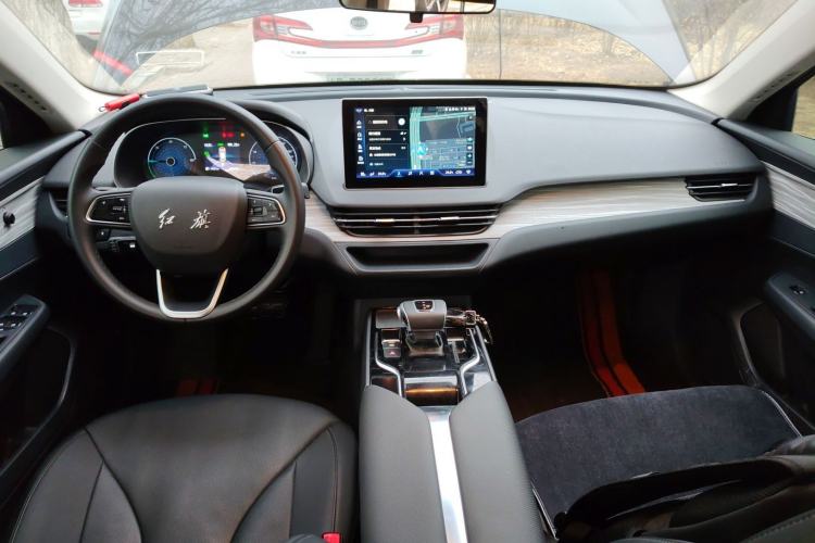 Used Hongqi E-QM5 2024 610 km PLUS
