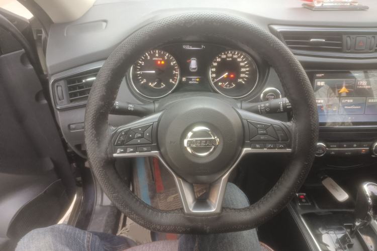 Used Nissan X-Trail 2019 2.0L CVT Smart Connect Comfort Edition 2WD
