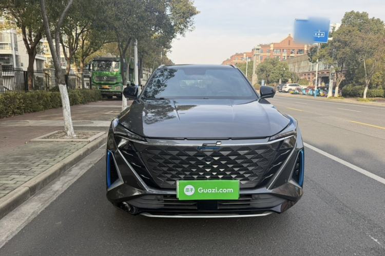 Used Oshan Z6 New Energy 2023 ZhiDian iDD 150KM Flagship PLUS
