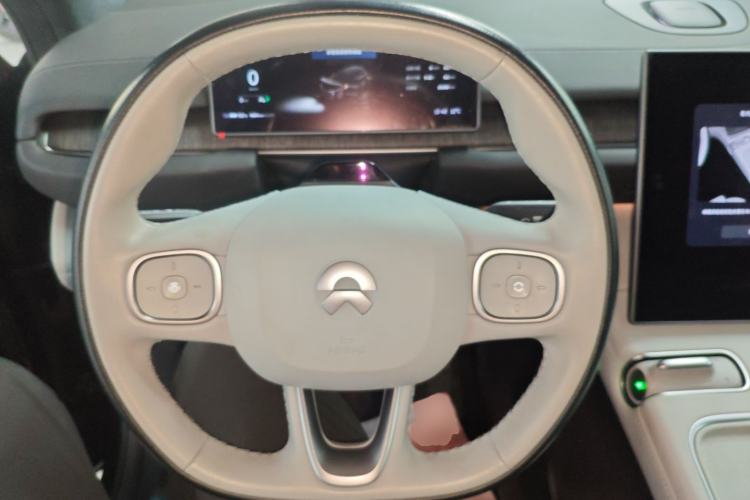 Used Nio ES6 2024 75 kWh
