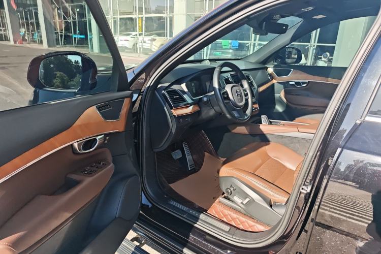 Used Volvo XC90 2021 B5 SmartDrive Luxury Edition 5-seater
