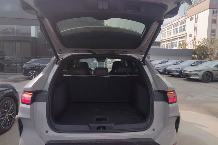 Used BYD Song PLUS New Energy 2025 DM-i Smart Drive 112KM Prestige Model