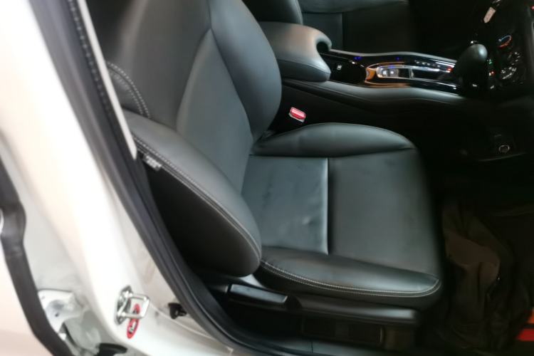 Used Honda Vezel 2020 1.5L CVT Pioneer Edition