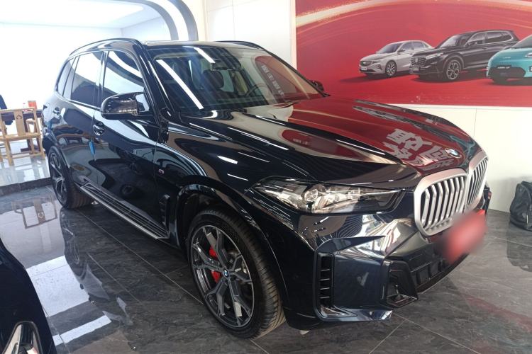 Used BMW X5 2023 xDrive 30Li Luxury M Sport Night Edition Package
