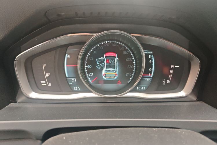 Used Volvo V60 2014 Restyled T5 Zhiya Edition