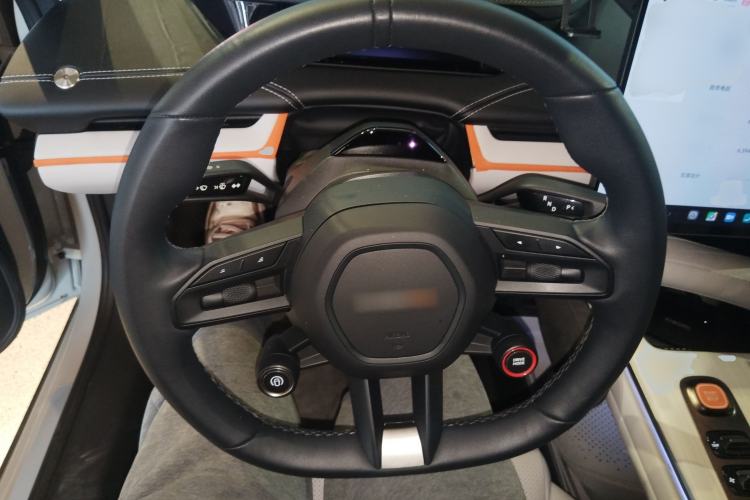 Used  SU7 2024 Four-Wheel Drive Ultra-Long Range Advanced Intelligent Driving Max Edition
