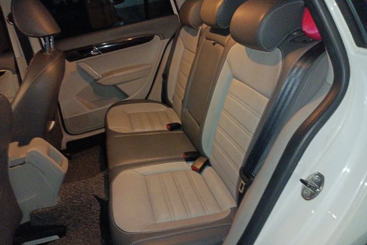 Used Volkswagen Gran Lavida 2013 1.6L Automatic Luxury Model
