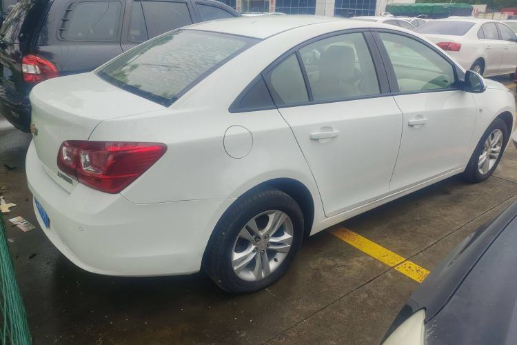 Used Chevrolet Cruze 2015 1.5L Classic SE AT
