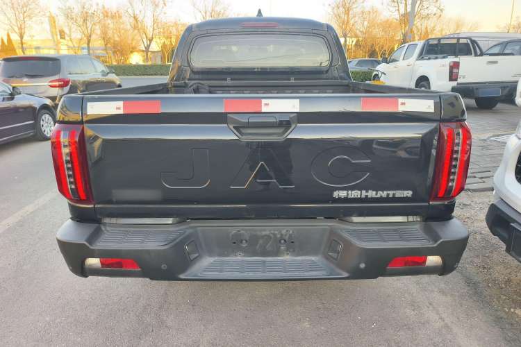 Used  Hantoo 2021 2.0T Commercial Version Manual Diesel Two-Wheel Drive Elite Large Double Cabin HFC4DB2-2E
