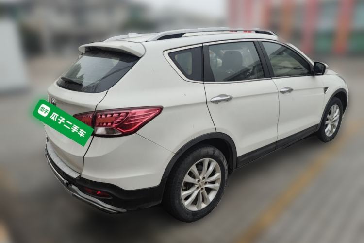 Used Dongfeng Aeolus AX7 2015 2.0L Manual Zhiyi Trim