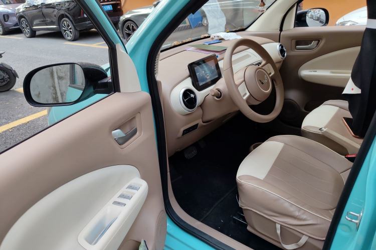 Used Wuling Hongguang MINIEV 2025 Four-Door Version Advanced Edition
