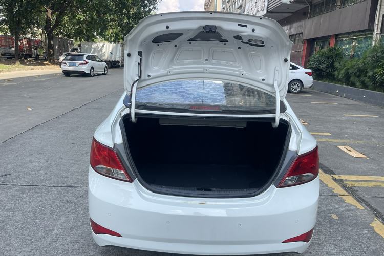 Used Hyundai Verna 2014 1.4L Automatic Smart GLS
