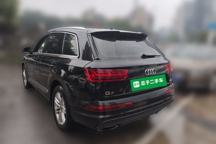 Used Audi Q7 2018 40 TFSI Comfort Model