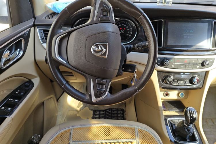 Used Baojun 730 2016 1.5L Manual Luxury Edition 7 Seats