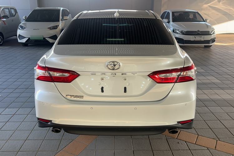 Used Toyota Camry 2022 2.0GVP Premier Edition
