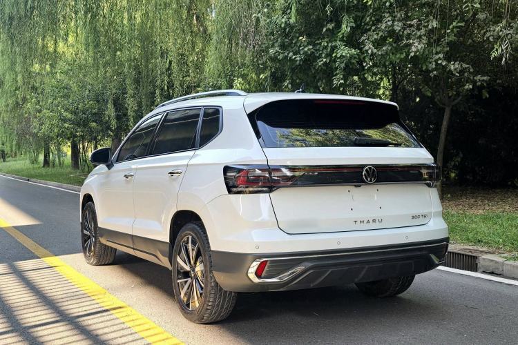 Used Volkswagen Tharu 2024 300TSI Two-Wheel-Drive Moonlight Edition
