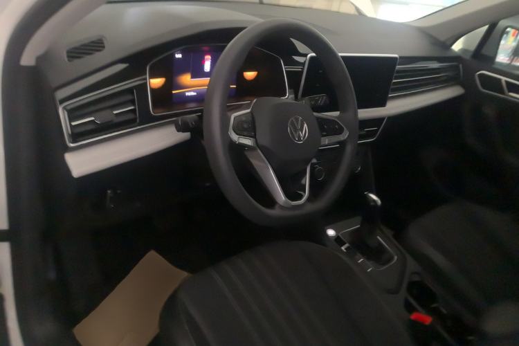 Used Volkswagen Tiguan L 2022 330TSI Automatic Two-Wheel Drive Comfort Edition
