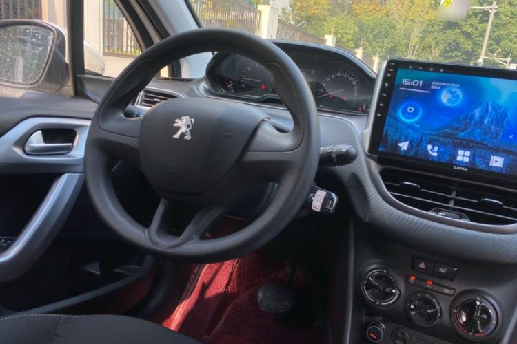 Used Peugeot 2008 2014 1.6L Automatic Trend Edition