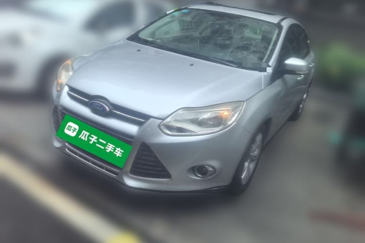 Used Ford Focus 2012 Sedan 1.6L Automatic Fashion Edition
