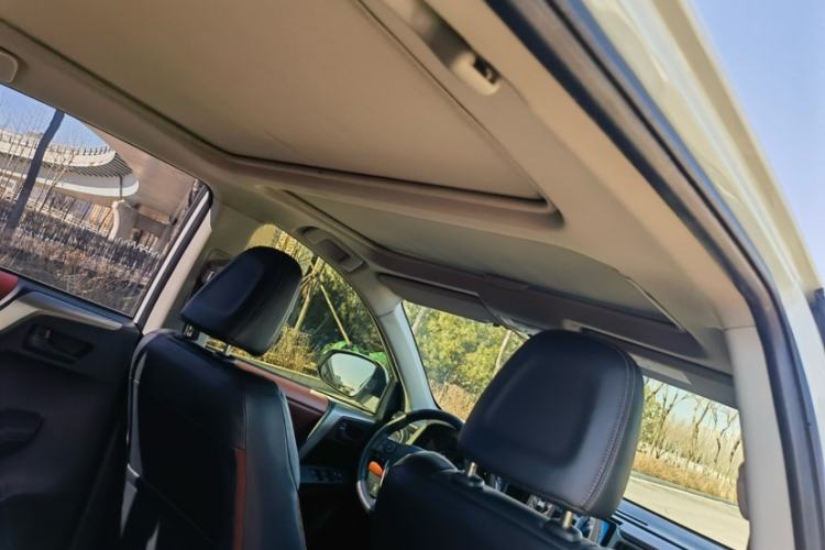 Used Toyota RAV4 2015 2.5L Automatic 4x4 Elite Edition