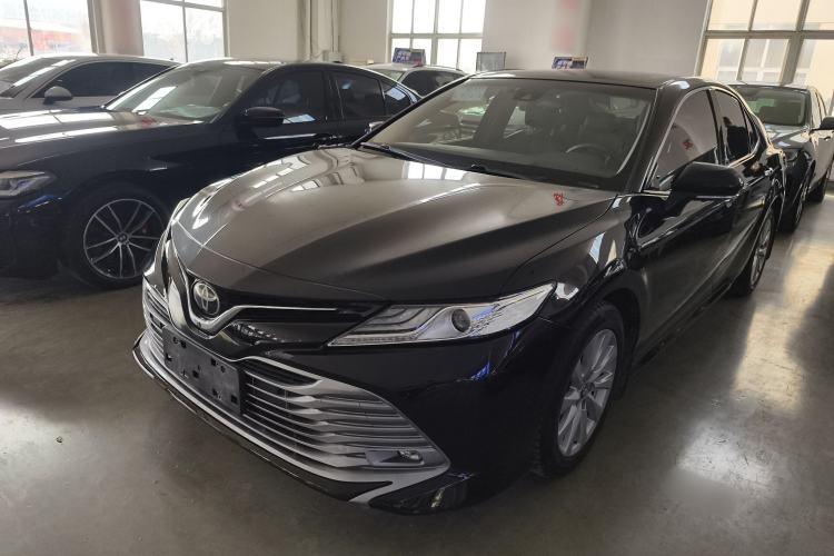 Used Toyota Camry 2018 2.0G Luxury Edition