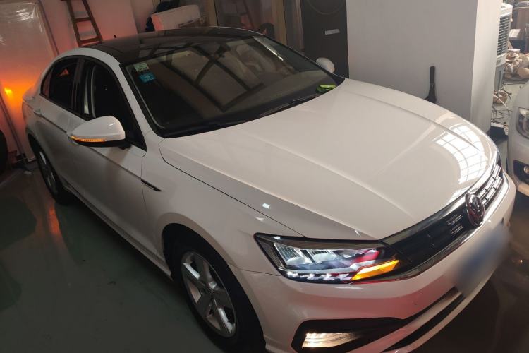 Used Volkswagen Lamando 2019 230TSI DSG Fashion Edition China VI
