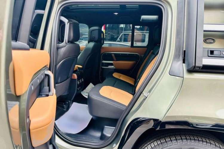 Used Land Rover Defender 2023 110 3.0T P400 X-DYNAMIC HSE
