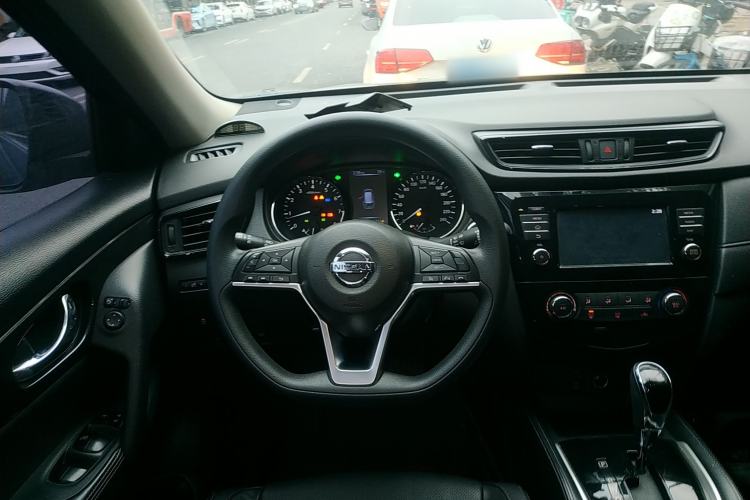 Used Nissan X-Trail 2017 2.0L CVT Comfort Edition 2WD
