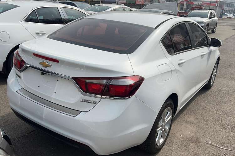 Used Chevrolet Cruze 2015 1.5L Automatic Fashion Navigation Edition
