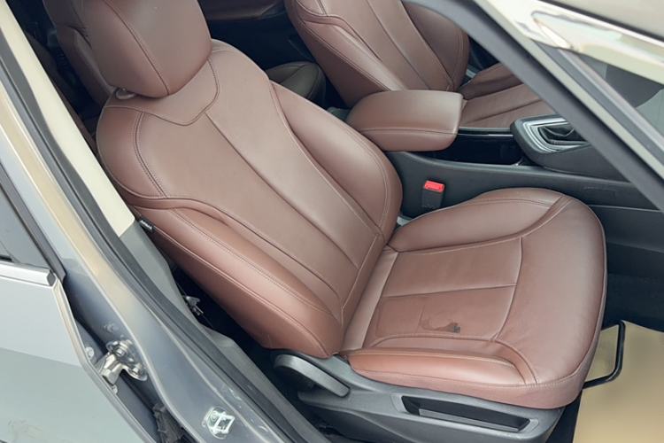 Used Buick GL6 2019 18T 6-Seater Connected Luxury Version China VI Standard