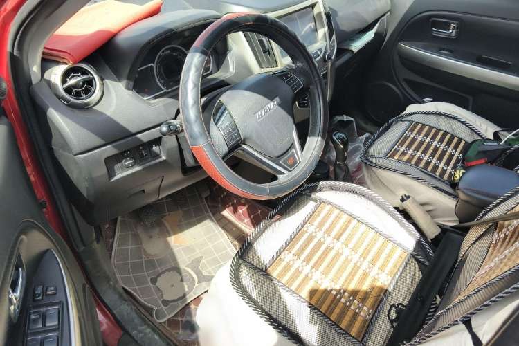 Used Haval H1 2016 Red Label 1.5L Manual Luxury Model
