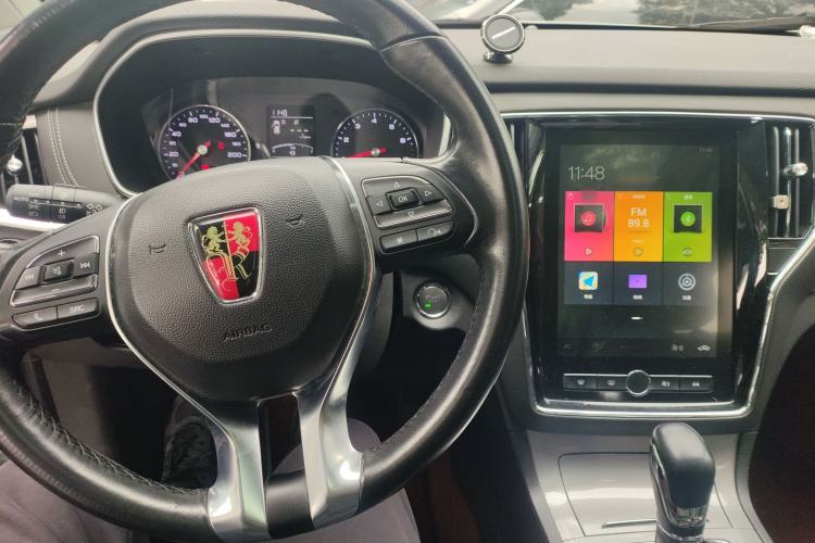 Used Roewe RX5 2019 20T Two-Wheel Drive Automatic 4G Connected Platinum Edition
