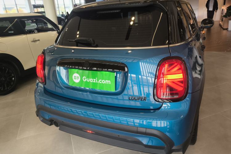 Used  MINI 2023 1.5T COOPER Artist Five-Door Edition