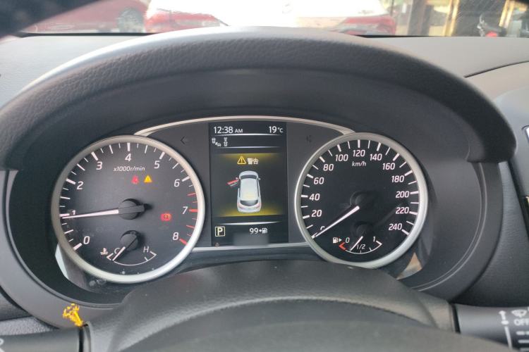 Used Nissan Tiida 2016 1.6L CVT ZhiZun Edition
