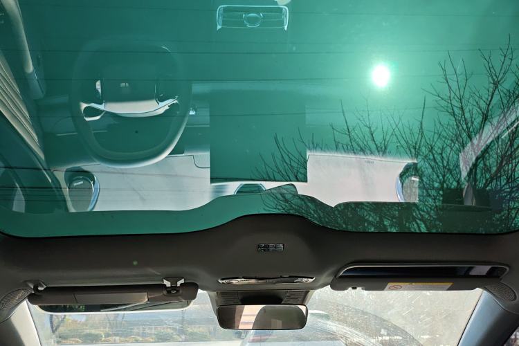 Used Geely Galaxy Galaxy 8 2025 130km EM-i Prestige Edition
