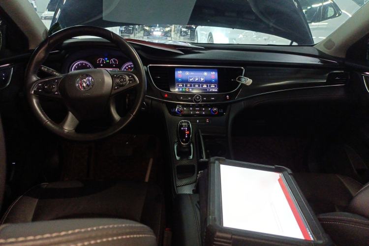 Used Buick LaCrosse 2022 652T Luxury Version
