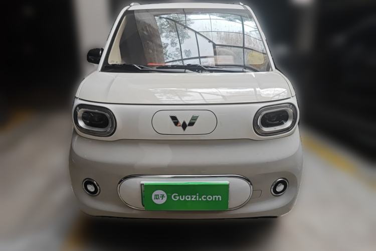 Used Wuling Hongguang MINIEV 2024 3rd Generation 215km Advanced Version
